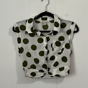Forever 21 Green Polka Dot Cropped‎ Button Down Shirt Size Small